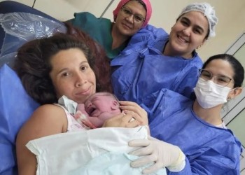 Por tres minutos de diferencia, Alexia es la primera beba del año en Misiones