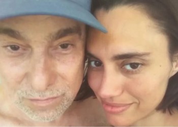 Andrés Calamaro anunció su casamiento con su novia Natalí Franco