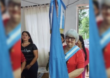 A los 83 recibió el certificado de séptimo grado