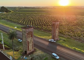 Apóstoles invita a disfrutar del Planetario Móvil y de atardeceres de ensueños