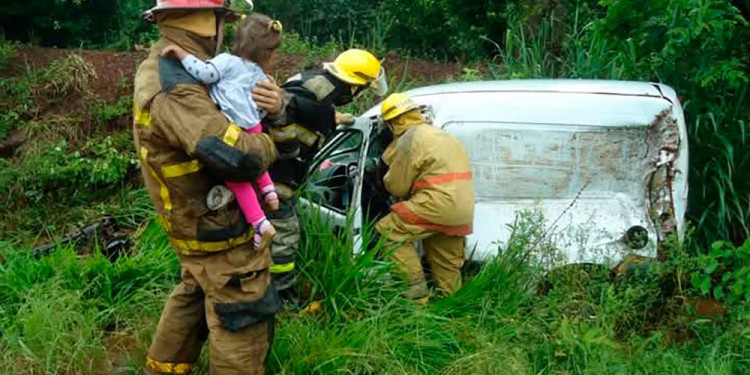 COLECTA SOLIDARIA. Después de años de ayudar a la comunidad obereña, hoy los vecinos de la zona y sus colegas se unen para ayudarlo a él.