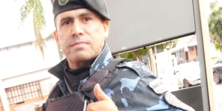 VOCACIÓN DE SERVICIO. La familia de la víctima asegura que Miñarro amaba ser Policía y exige justicia por su muerte.