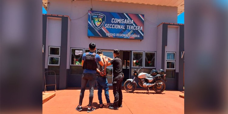 EMBOSCADA Y CAPTURA. No fue sencillo para la policía arrestar a “Rottweiler”, quien se hacía pasar por un mototaxi.