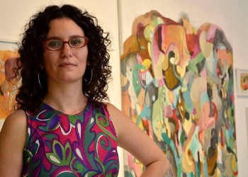 Cecilia Cambas inaugura su muestra “Huellas de un Camino: El Regreso al Origen”