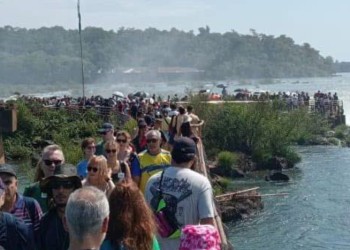 En la primera quincena Iguazú tuvo 18.576 turistas más, comparados con el 2024
