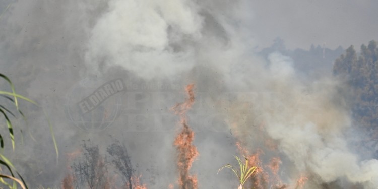 El incendio en Itaembé Guazú en fotos