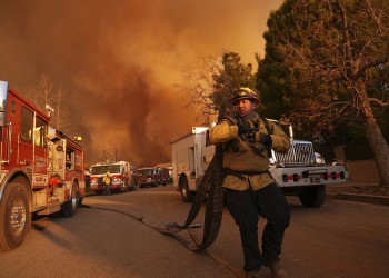 Asciende a 16 la cifra de muertos por incendios forestales en Los Ángeles