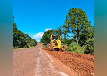 Vialidad de Misiones realiza obras de mantenimiento de banquina