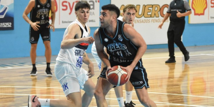 PUNTO ALTO. Agustín Brocal fue el goleador del Celeste en la caída ante el Ciclón.