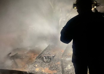 La Policía investiga el incendio de una casa en el Barrio San José