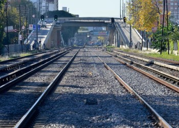 El Gobierno busca frenar el paro de trenes anunciado para mañana