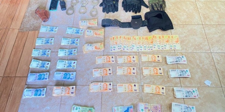 La banda robó 8 millones de pesos y 10 mil reales en Apóstoles