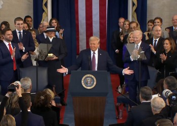 Donald Trump y su “agenda extrema” para una “marea de cambio”