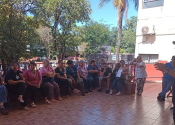 Despidos en Salud de Eldorado: hoy, reunión clave con el ministro González