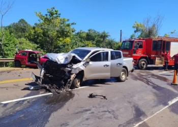 Choque frontal sobre la ruta 12 deja tres lesionados en San Ignacio