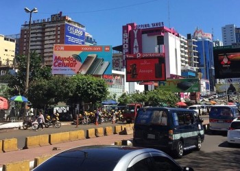 La afluencia de turistas en Ciudad del Este aumenta, pero los fraudes persisten: recomendaciones clave