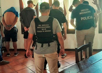 El Ejército espera la imputación judicial para apartar a sus presuntos militares asaltantes