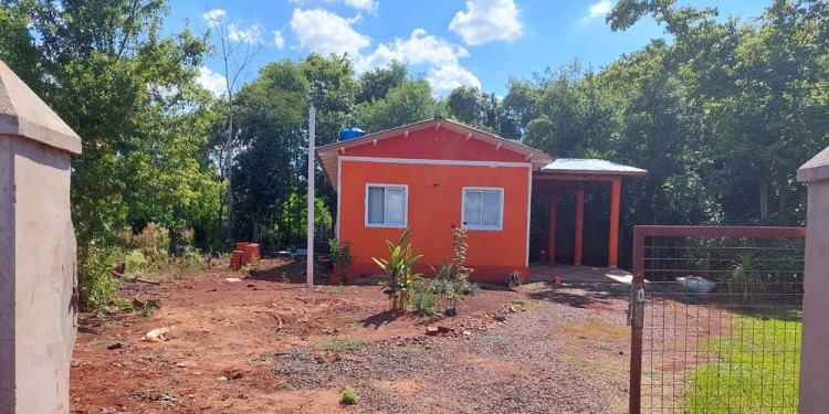 INVESTIGACIÓN. La vivienda donde fue hallado el cuerpo, el cual estaba en avanzado estado de descomposición.