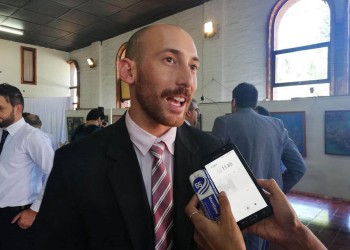 Hassan: “Es inaceptable que alguien desconozca lo que aprueba en su rol de concejal”