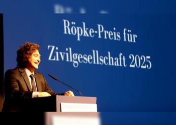 Javier Milei adelantó que en 2025 levantará el cepo al dólar