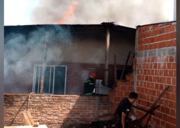 Dos hombres heridos de gravedad en un incendio en Posadas