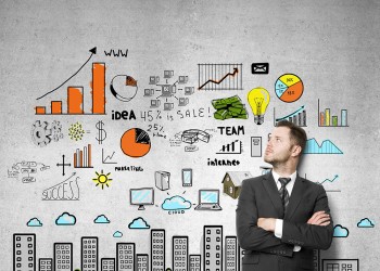 Ciencias Económicas lanzó la primera carrera de menor duración y con título intermedio