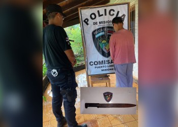 Mató al perro del vecino a machetazos