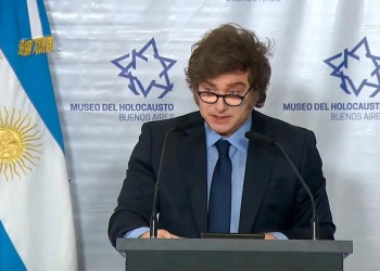 En el acto por el Día Internacional del Holocausto Milei reiteró su defensa a Elon Musk