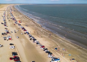 La playa poco conocida de Brasil con el récord de ser la más larga del mundo