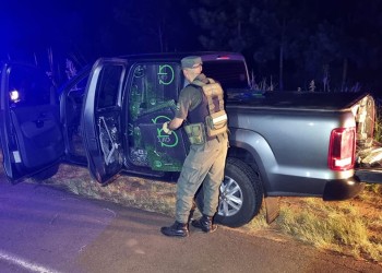 Camioneta con contrabando embiste control de Gendarmería
