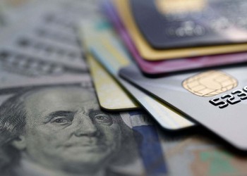 Tarjeta de débito en dólares: la propuesta oficial empezaría a funcionar en febrero