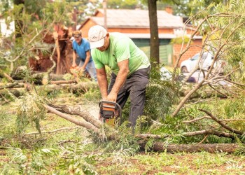 Devastación en Alem: unas 230 casas e instituciones destechadas en pocos minutos