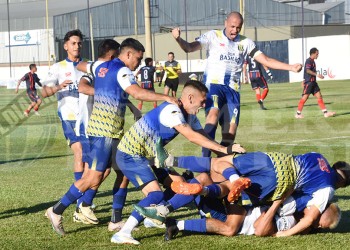 Mitre y una cita con la historia en el Regional Amateur