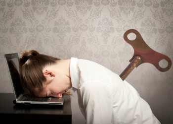 Cansancio persistente: enfermedades y hábitos que pueden estar detrás de la fatiga