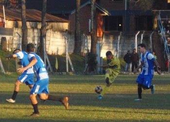 Fútbol de Eldorado: el Apertura aún deberá esperar