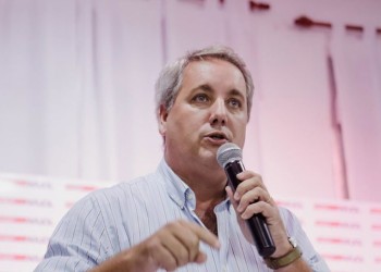 Rodrigo De Arrechea renunció a la presidencia de la UCR