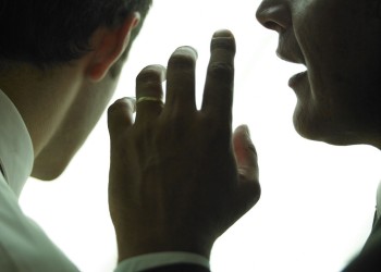 Por qué nos gustan tanto los chismes