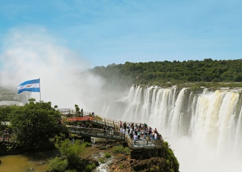 Cataratas tuvo un 36% más de visitantes que en enero de 2024