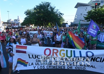 Las mejores fotos de la Marcha Federal LGBT+ Antifascista en Posadas