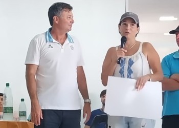 Gustavo Roldán sorprendió en el natatorio del Complejo ExpoYerba de Apóstoles