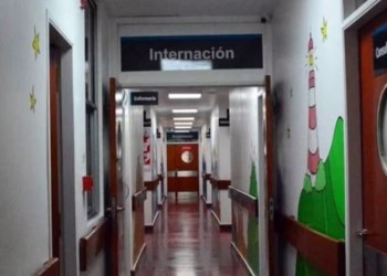 “Discutimos, me tiró un cuchillazo y le dio al nene en la cabeza”