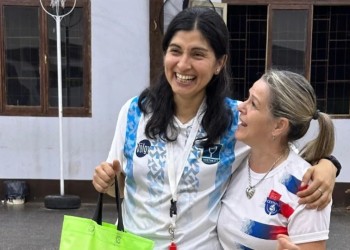 Melina Véliz entrenadora y campeona del mundo en Cestoball visita Eldorado