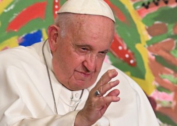 El papa Francisco sufre ahora “una insuficiencia renal inicial leve”