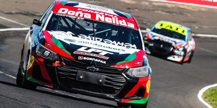 RITMO. El posadeño Pastori luchó hasta el final con Damiani por el liderazgo de la serie. Hoy partirá quinto en la final. (Foto prensa Pastori)