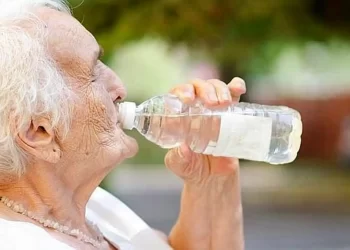 Precauciones ante la ola de calor: recomendaciones para adultos mayores