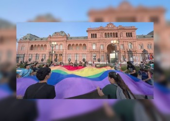 El Gobierno eliminará el financiamiento estatal para tratamientos de cambio de género en mayores