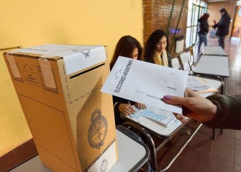 Apoyo del arco político local y definición de nuevas reglas en el juego electoral