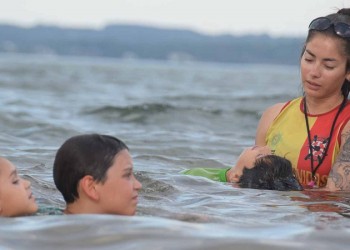 Posadas: capacitan en rescate acuático a los alumnos de canotaje
