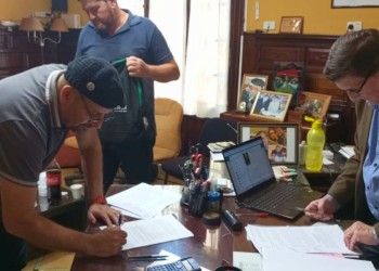 Se acordó un aumento del 13,4% para la Administración Central de la Provincia