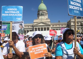 Paro nacional docente: Nación convocó a una mesa salarial para el lunes 24